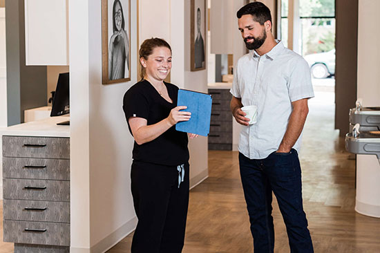 What to Do if a Tooth Breaks Off Your Denture